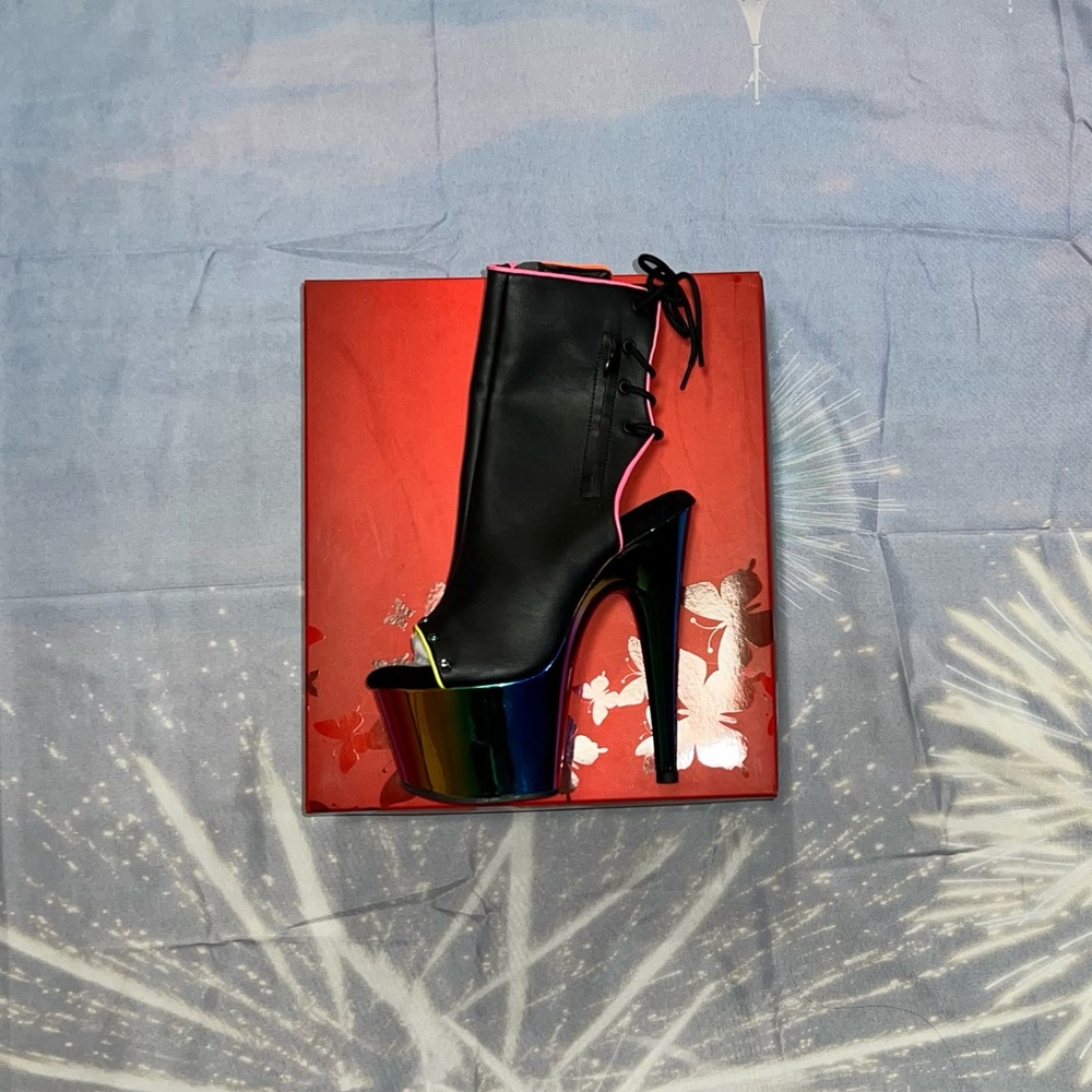 NEW Pleaser UV faux leather rainbow chrome platform booties